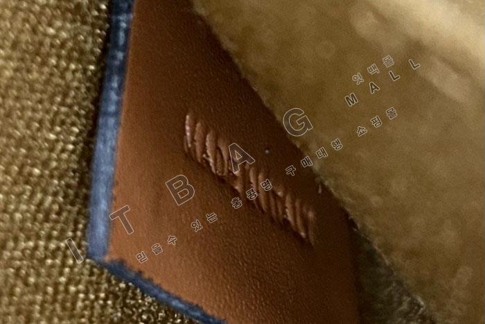 ������ ���̴� ī����Ų ����Ƽ�� 119463-2   24/�Ż�