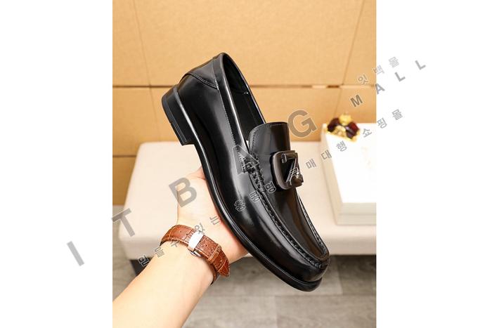 ����  ����  ����  MYB5431