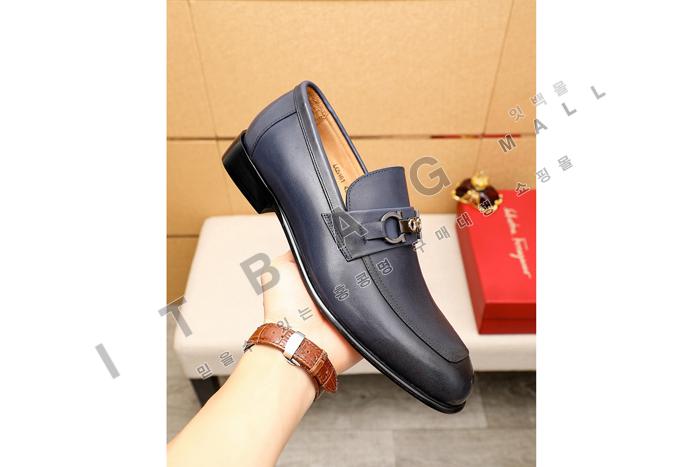 �䷹����  ���� ����   MYB5440