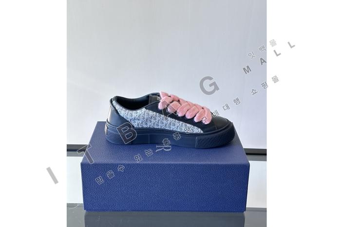 ��� AND KAWS B33 ����Ŀ�� YF1301  ��������