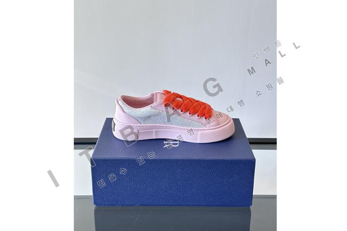 ��� AND KAWS B33 ����Ŀ�� YF1301-1  ��������