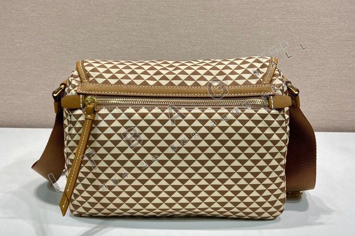 ����� �ﰢ �ΰ� �ɺ� �ڼ� �����Ϸ� ����� 1BD383   25/�Ż�