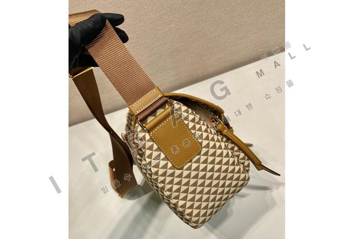 ����� �ﰢ �ΰ� �ɺ� �ڼ� �����Ϸ� ����� 1BD383   25/�Ż�