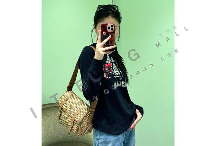 ����� �ﰢ �ΰ� �ɺ� �ڼ� �����Ϸ� ����� 1BD383   25/�Ż�