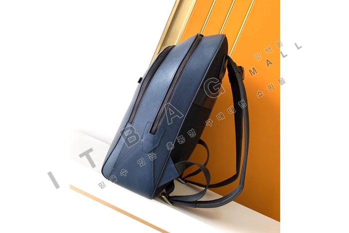 ������ ���丮�� �������� 3���� ������ �̵�� ����   MB130275