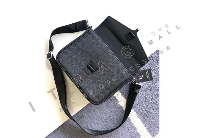 ������ ũ�ν���    MB7038