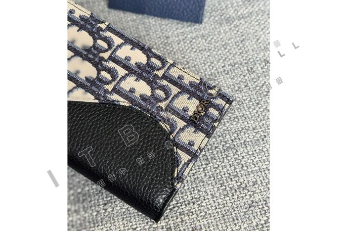 ��� Saddle ��Ƽ�� ������   A82382   24/�Ż�