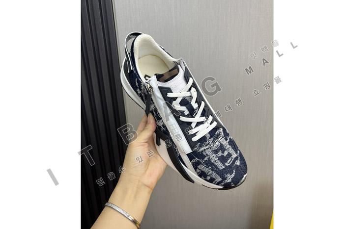 �ҵ�  ���� ����Ŀ��  YF6955-3