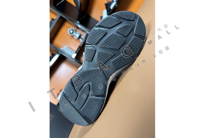 �˸���  ���� ����Ŀ��  MYB6963-2