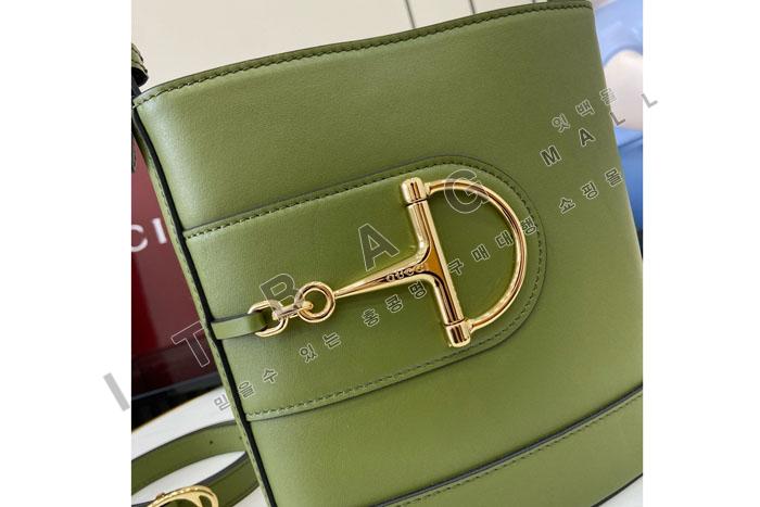 ���� 73 �̴� ��Ŷ��  833665-4  25/�Ż�