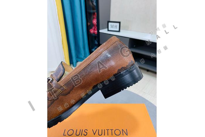 ���̺���  ���� ����  MYB6649
