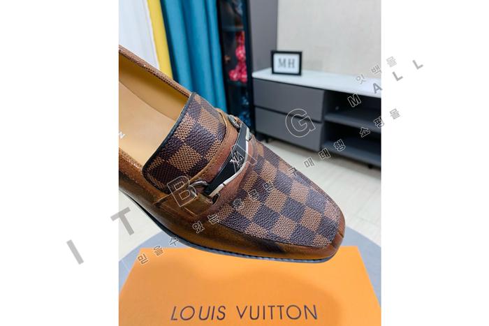���̺���  ���� ����  MYB6649