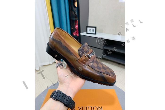 ���̺���  ���� ����  MYB6649