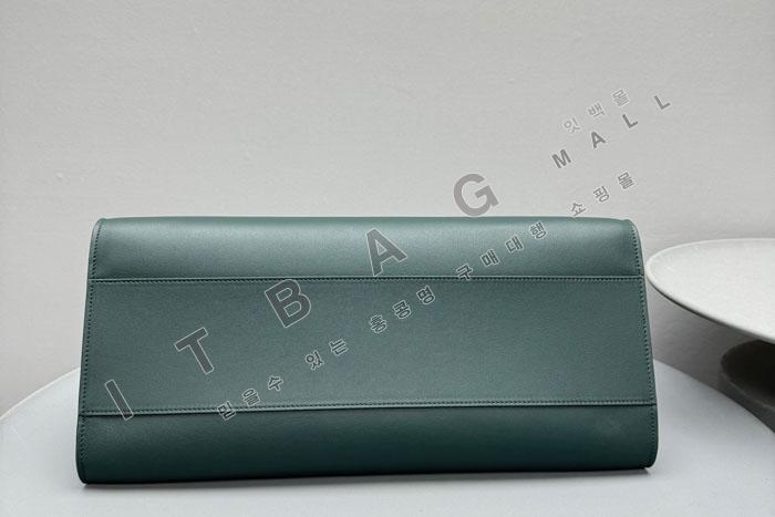 �� �ο� Margaux EW clutch ���� Ŭ��ġ  TR7520 