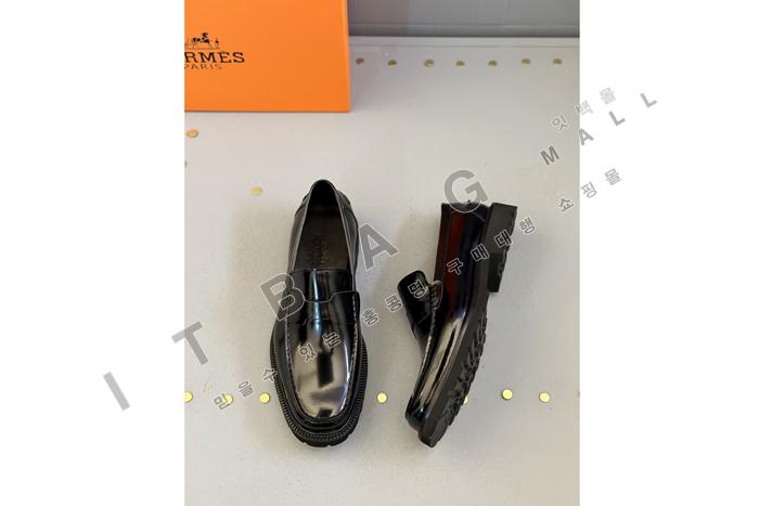 �����޽�  ���� ���� YF6151 ��