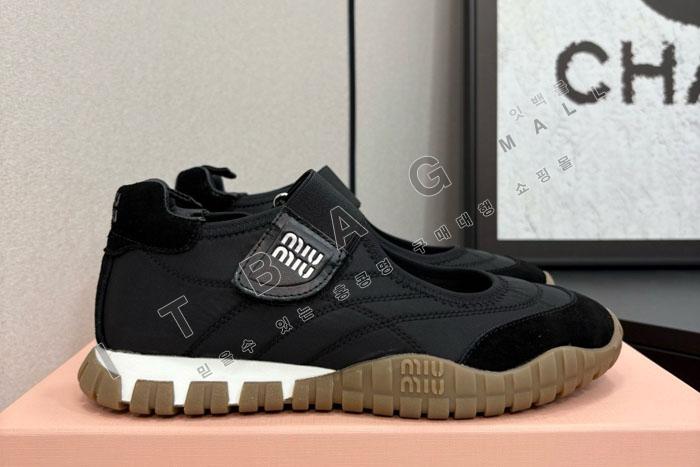 �̿�̿� Ÿ�̾� ��ɼ� ���� �� �����̵� �߷�����    SH5558-1     25/�Ż� 