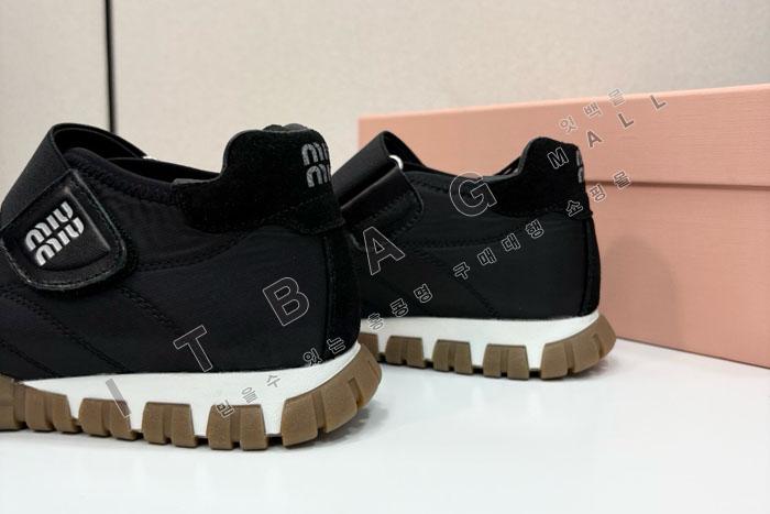 �̿�̿� Ÿ�̾� ��ɼ� ���� �� �����̵� �߷�����    SH5558-1     25/�Ż� 