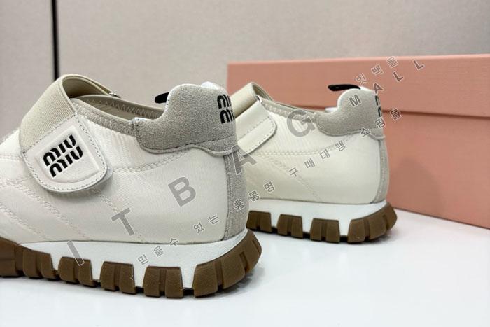 �̿�̿� Ÿ�̾� ��ɼ� ���� �� �����̵� �߷�����    SH5558-2     25/�Ż� 