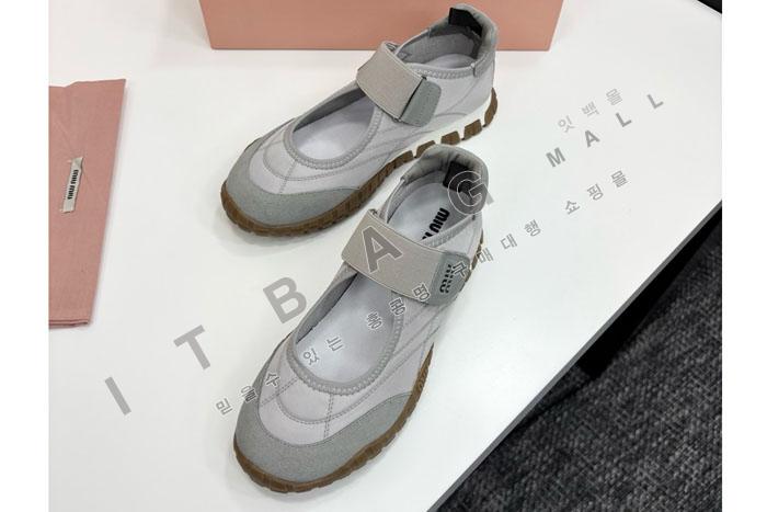 �̿�̿� Ÿ�̾� ��ɼ� ���� �� �����̵� �߷�����    SH5558-3     25/�Ż� 