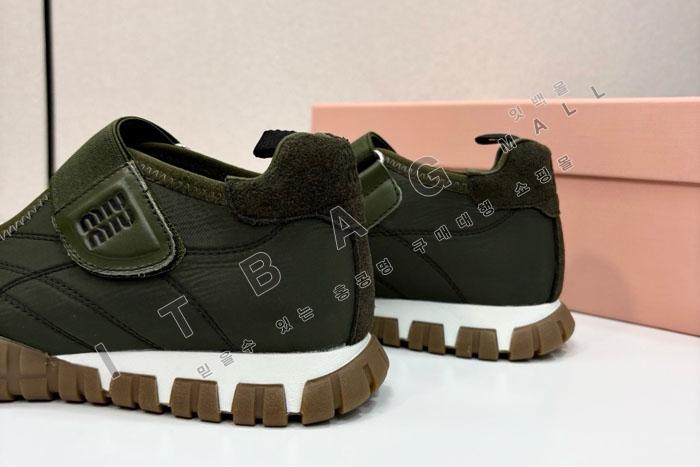 �̿�̿� Ÿ�̾� ��ɼ� ���� �� �����̵� �߷�����    SH5558-4     25/�Ż� 