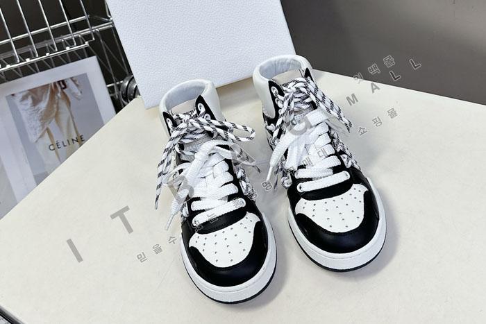 ��� First ����ž ���� ����Ŀ��   SH5561 ��     25/�Ż�   