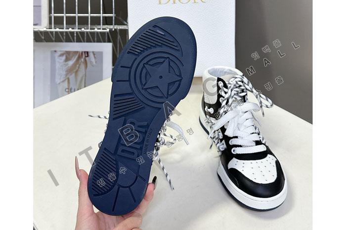 ��� First ����ž ���� ����Ŀ��   SH5561 ��     25/�Ż�   