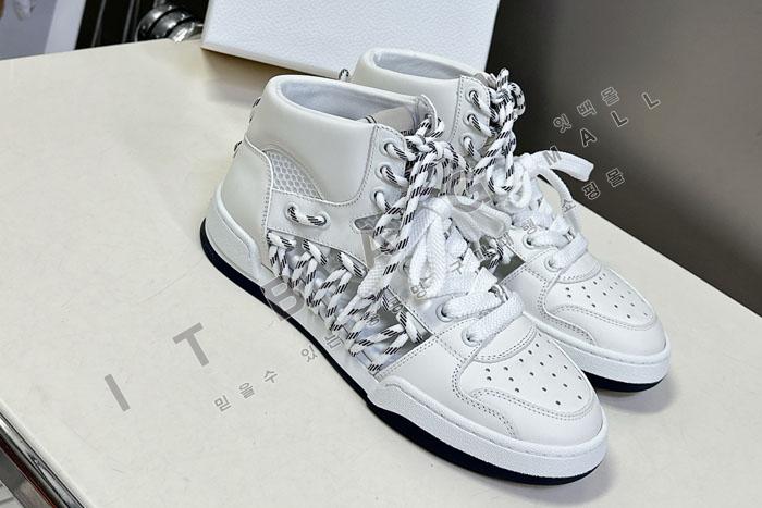 ��� First ����ž ���� ����Ŀ��   SH5561-1 ��     25/�Ż�   