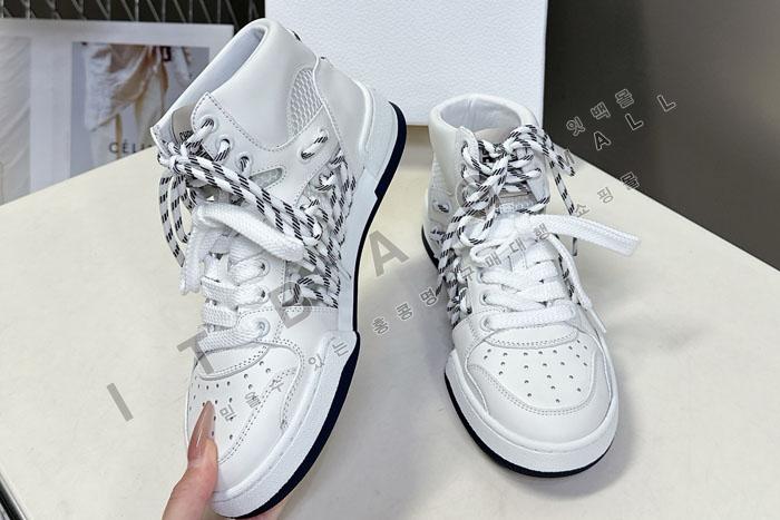 ��� First ����ž ���� ����Ŀ��   SH5561-1 ��     25/�Ż�   