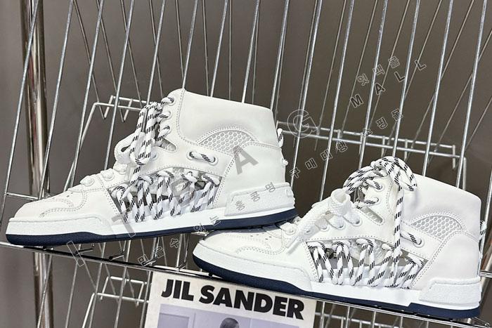 ��� First ����ž ���� ����Ŀ��   SH5561-1 ��     25/�Ż�   