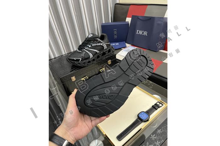 ���  ���� ����Ŀ�� MYB9607