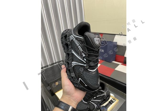 ���  ���� ����Ŀ�� MYB9607