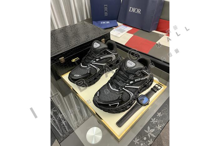 ���  ���� ����Ŀ�� MYB9607