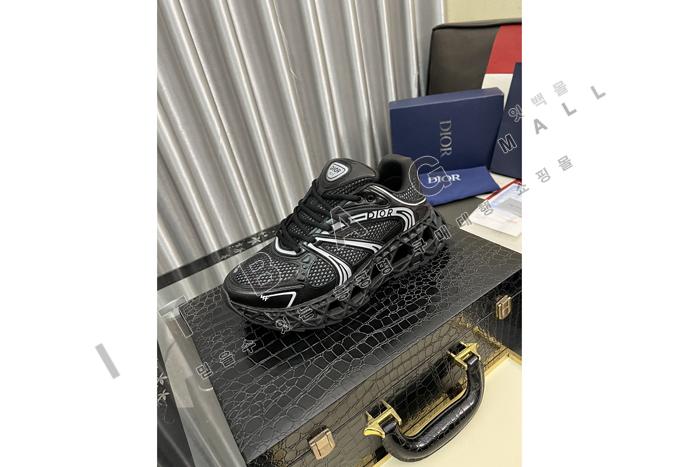 ���  ���� ����Ŀ�� MYB9607