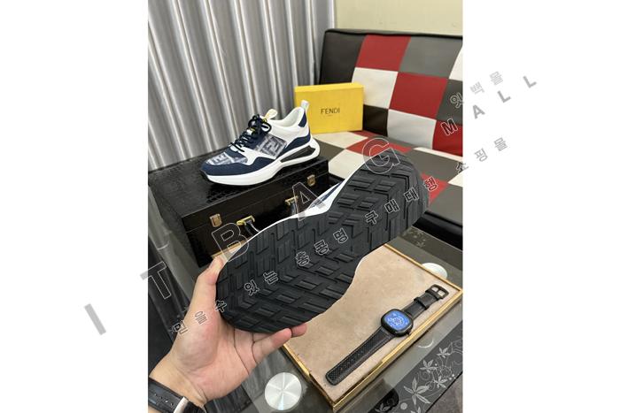 �ҵ�  ���� ����Ŀ�� MYB9608