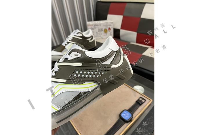 ��ü�ذ��ٳ�  ���� ����Ŀ�� MYB9611