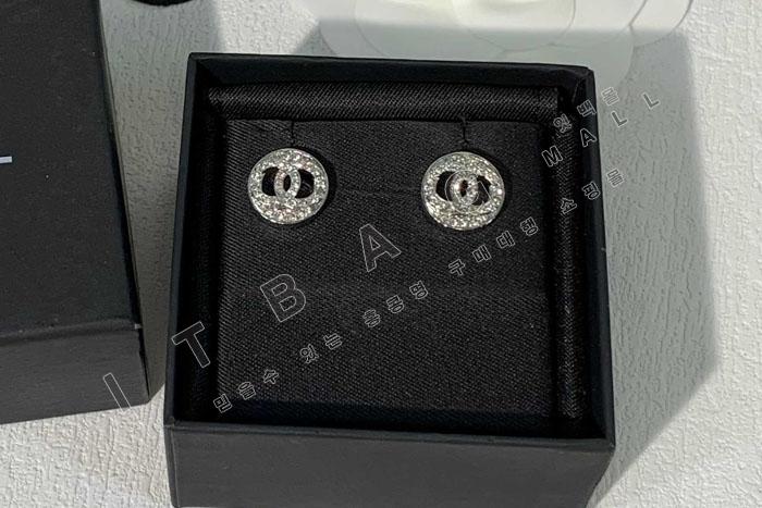 ���� �Ͱ���    YUE2117