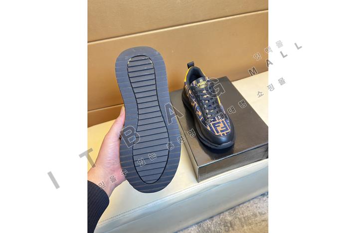 �ҵ�  ���� ����Ŀ�� MYB5945