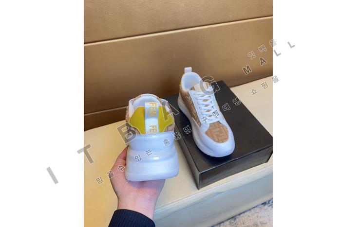 �ҵ�  ���� ����Ŀ��  MYB5945-1