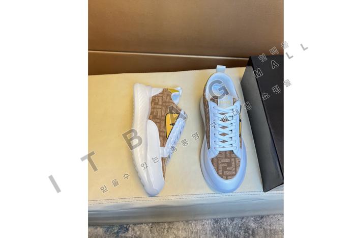 �ҵ�  ���� ����Ŀ��  MYB5945-1