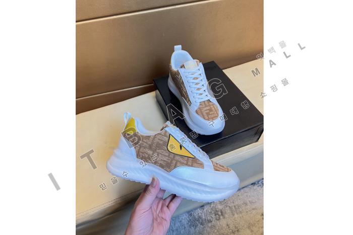 �ҵ�  ���� ����Ŀ��  MYB5945-1