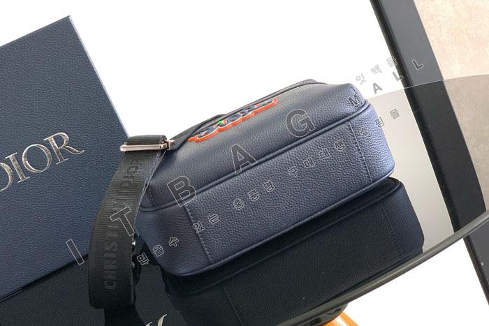 ���  Rider 2.0 DIOR AND KAWS  ���� �޽�����    DR91631-1    25/�Ż�