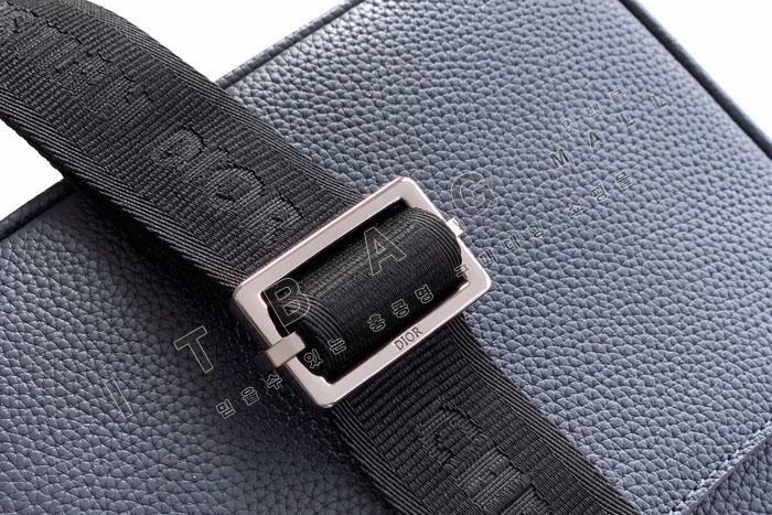 ���  Rider 2.0 DIOR AND KAWS  ���� �޽�����    DR91631-1    25/�Ż�