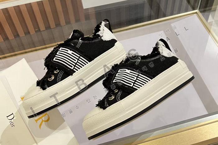 ��� Walk n  �÷��� ���� ����Ŀ�� SH5563      25/�Ż�   