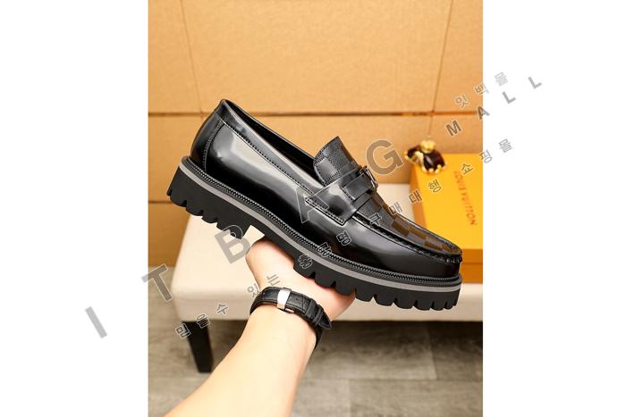 ���̺���   ���� ����  MYB9661