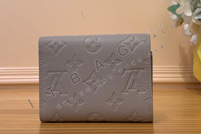 ���̺��� ���丰 ����    M13466  25/�Ż�