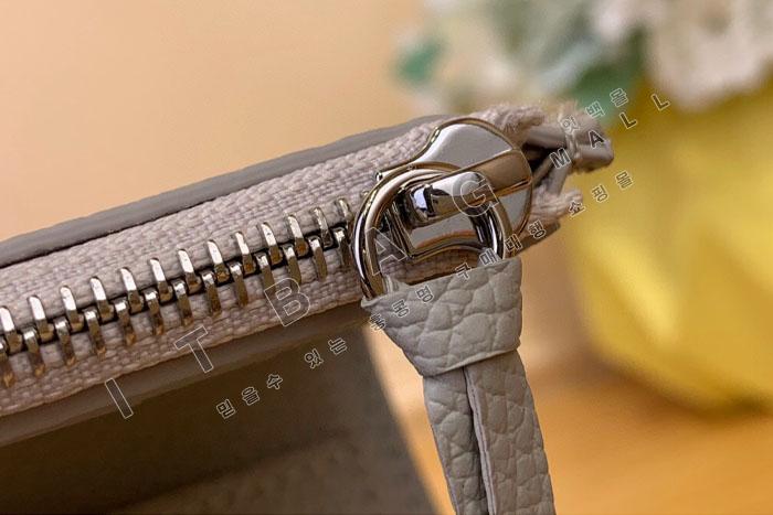 ���̺��� ���丰 ����    M13466  25/�Ż�