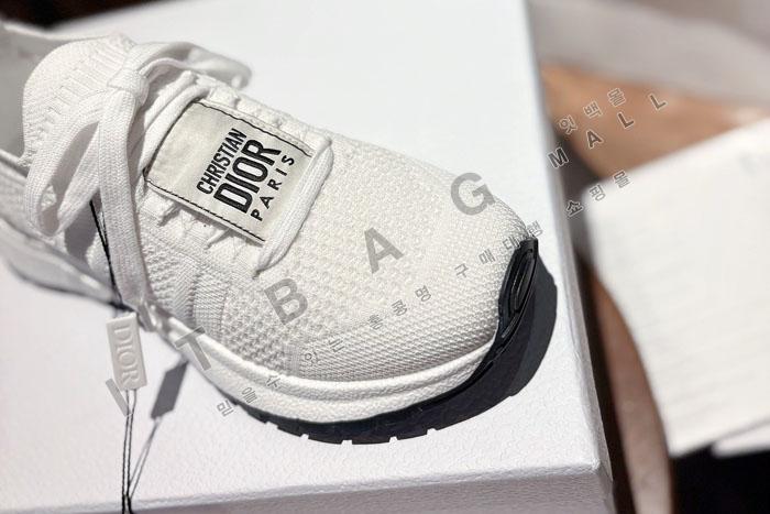 ��� Run n ���� ����Ŀ��  SH5583    25/�Ż�     
