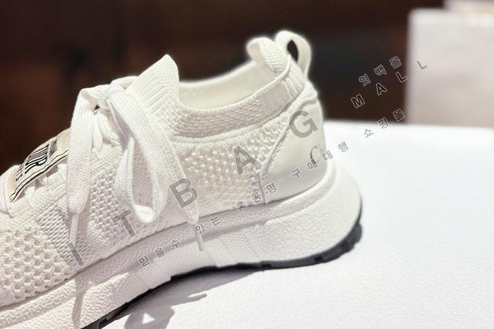 ��� Run n ���� ����Ŀ��  SH5583    25/�Ż�     