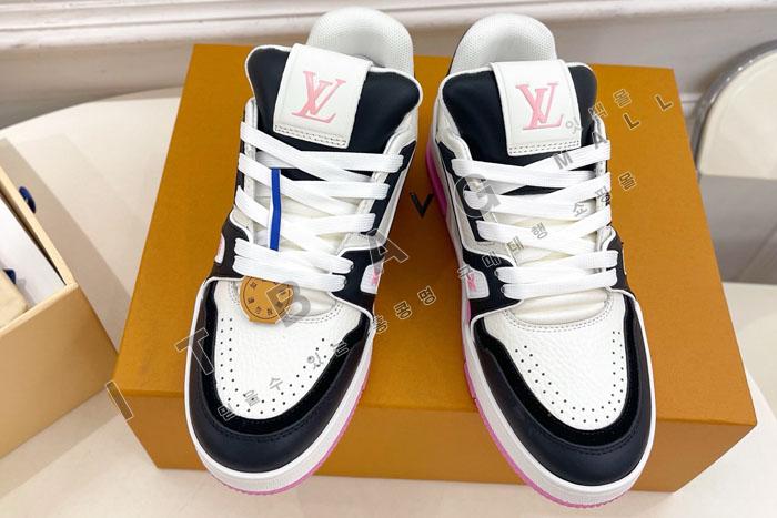 ���̺���  Ʈ���̳� ���� ����Ŀ�� SH5588  ��  25/�Ż�  