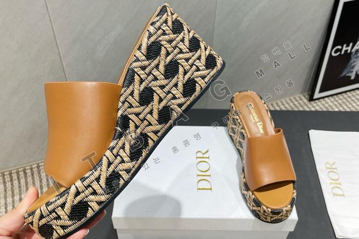��� Attitude  ������ ��  SH5593    25/�Ż�   6.5CM